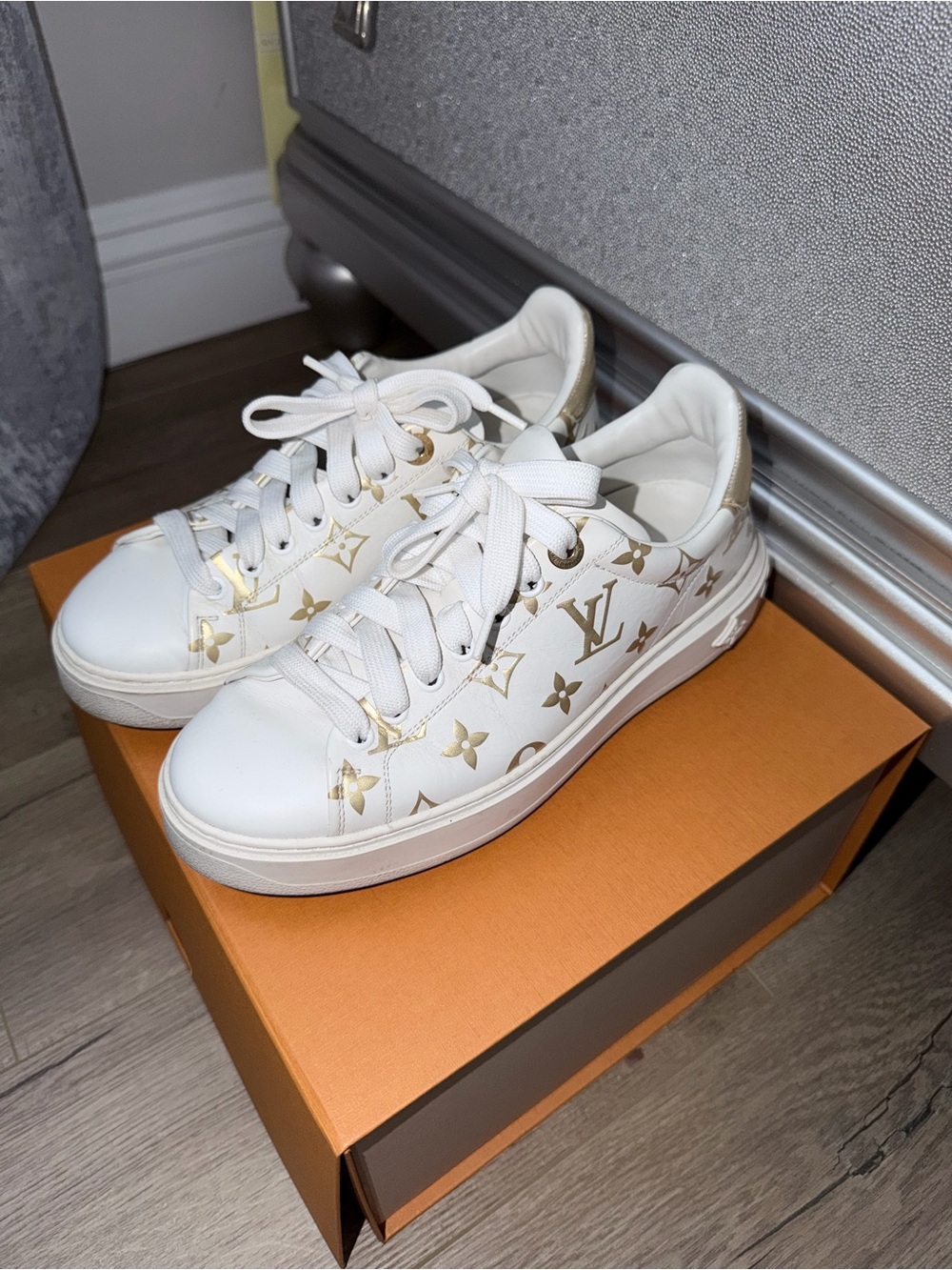 Louis Vuitton White & Gold Monogram Low-Top Sneakers
